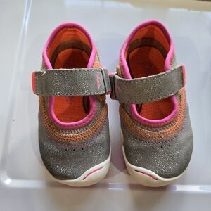 Plae Emme size 6 Silver/Pink